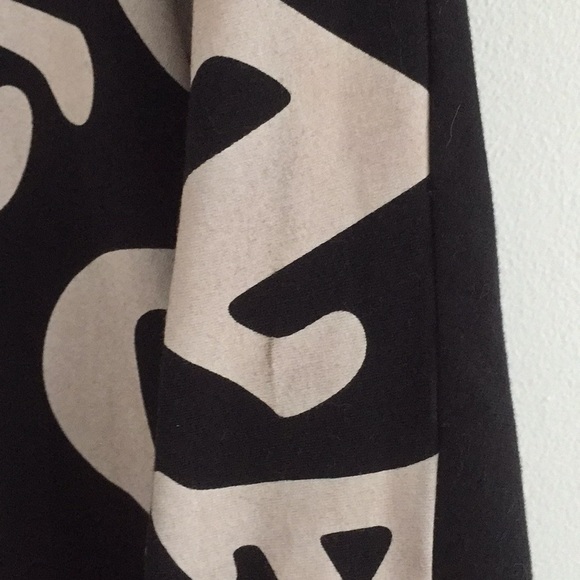 Letterz Skirt - Picture 6 of 7